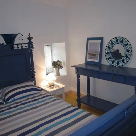 Gîte Les Lutins Bleus Guillac  Extérieur photo